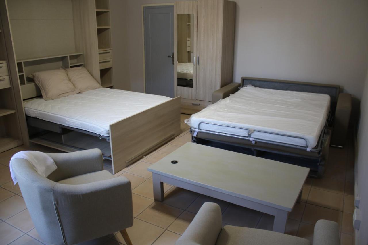 Aux Pieds Des Arenes Apartamento Arles Exterior foto